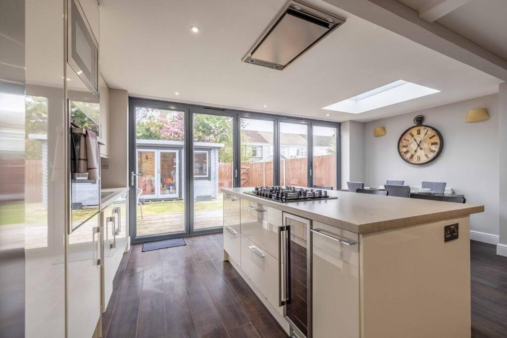 Central Windsor, 5 Mins To Legoland, Driveway מראה חיצוני תמונה