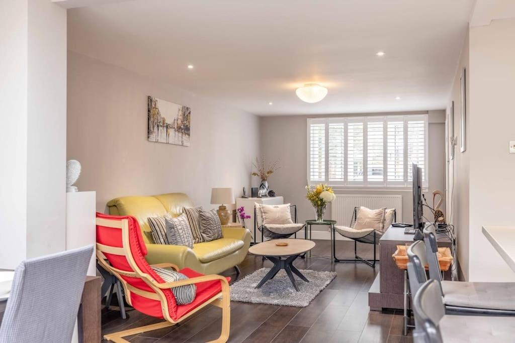 Central Windsor, 5 Mins To Legoland, Driveway מראה חיצוני תמונה